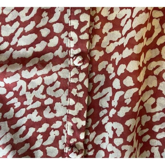 Hayden Los Angeles Size Large Women's Blouse Sheer Animal Print Top Button Up - Picture 5 of 7